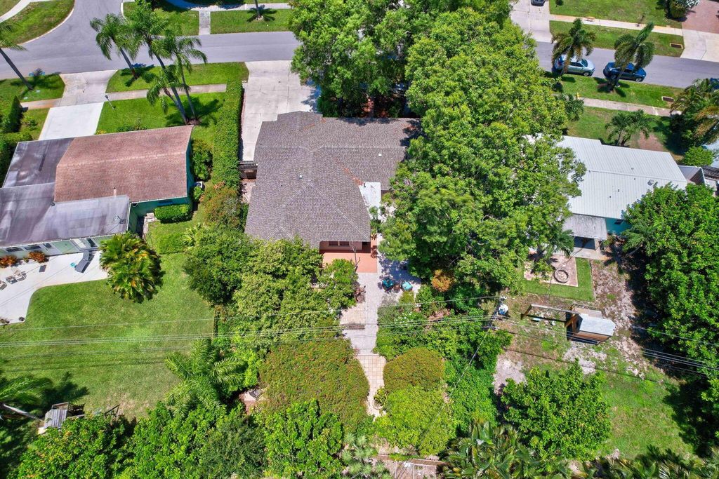 Photo of 741 Cinnamon Road, North Palm Beach, FL 33408 (MLS # R11003629)