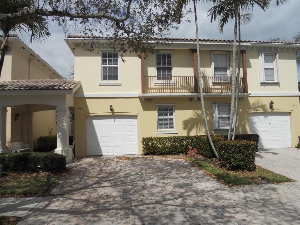 Photo of 482 Capistrano Drive Dr, Palm Beach Gardens, FL 33410 (MLS # R10698321)