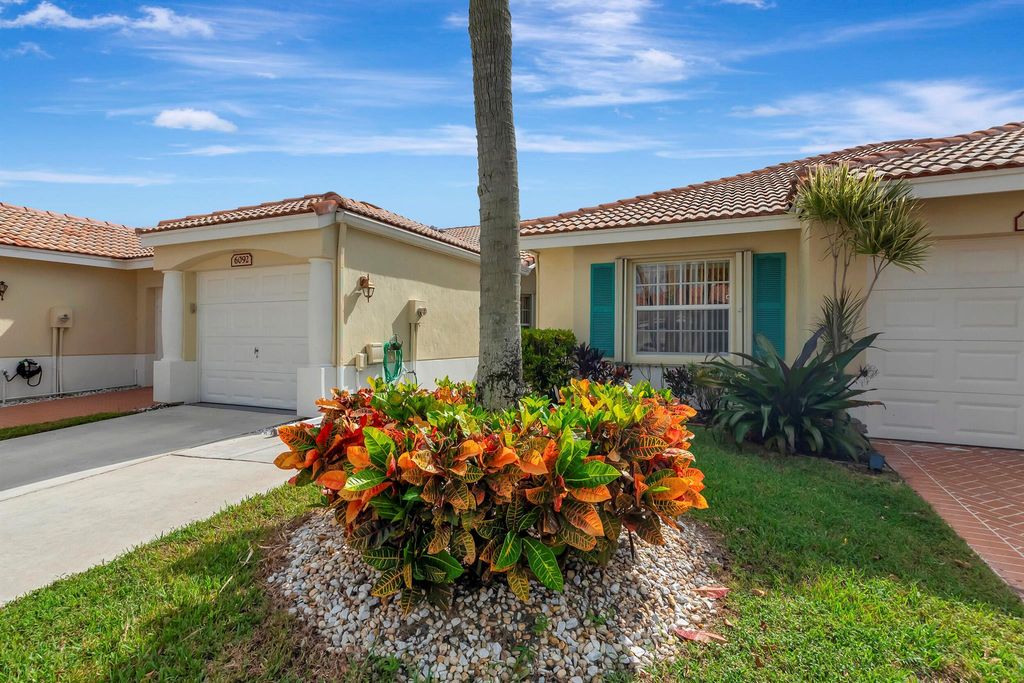 Photo of 6092 Floral Lakes Drive, Delray Beach, FL 33484 (MLS # R10937848)