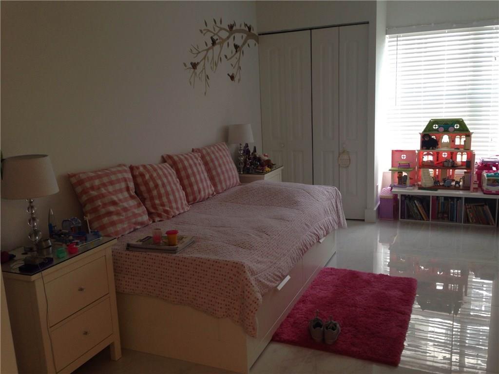 REGENCY TOWER SOUTH - Residential