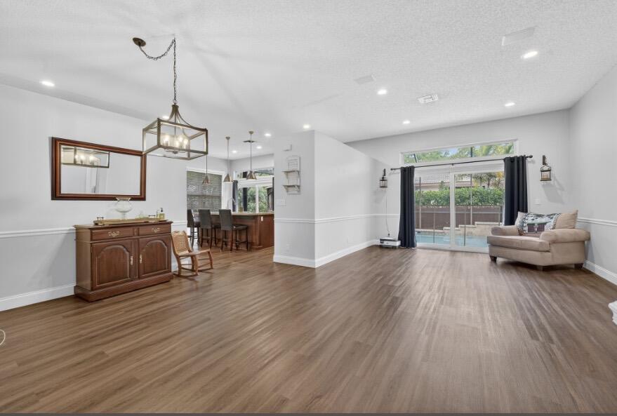 WINSTON PARK SECTION THREE - Residential