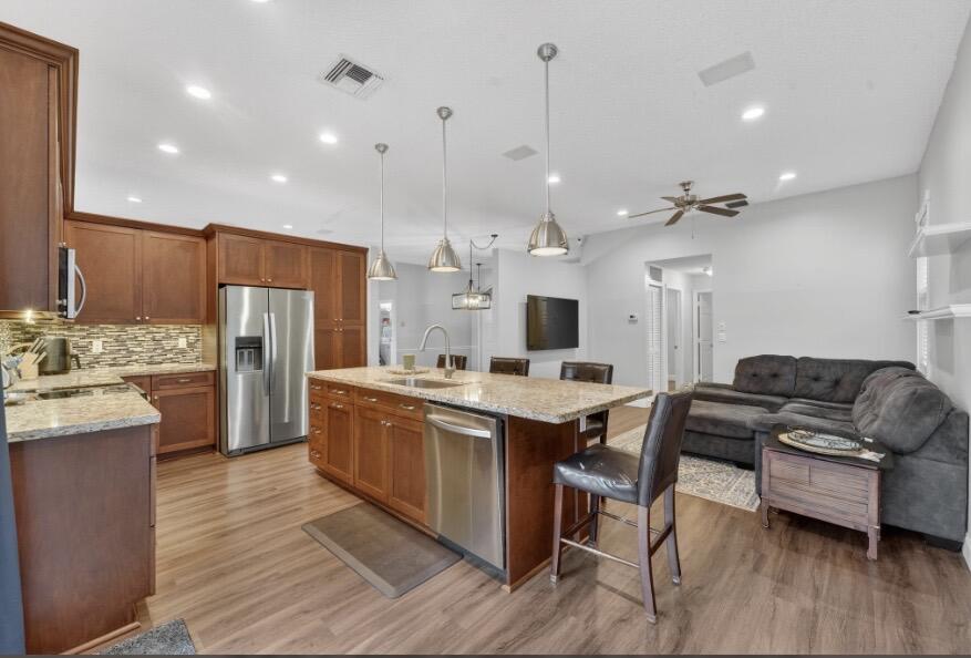 WINSTON PARK SECTION THREE - Residential