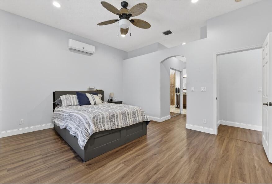 WINSTON PARK SECTION THREE - Residential