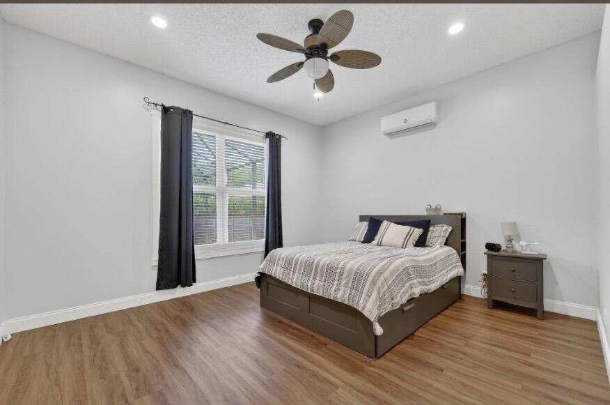 WINSTON PARK SECTION THREE - Residential