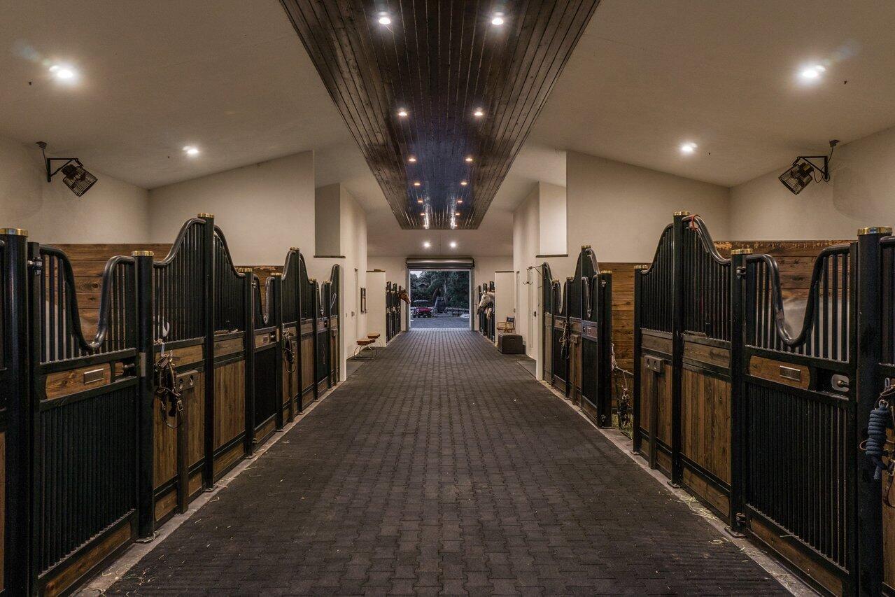 PADDOCK PARK 2 OF WELLINGTON - Land