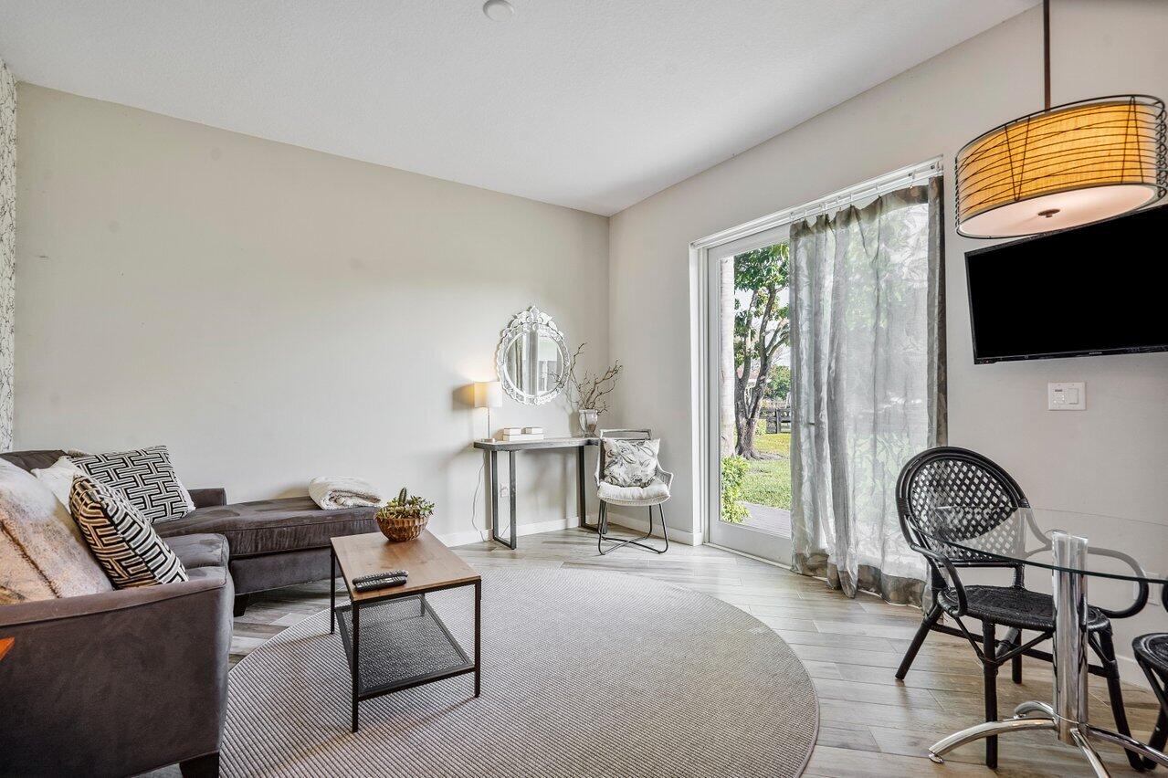 PADDOCK PARK 2 OF WELLINGTON - Land