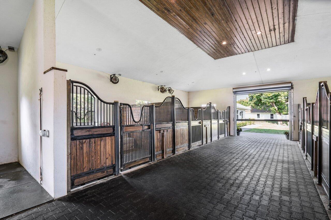 PADDOCK PARK 2 OF WELLINGTON - Land