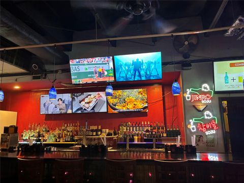 7225 W OAKLAND PARK BLVD Lauderhill FL 33313