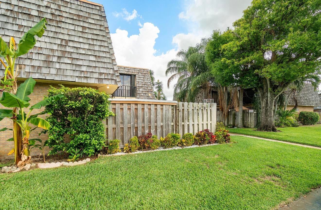 View photos, virtual tours, details... 245 Woodland Road