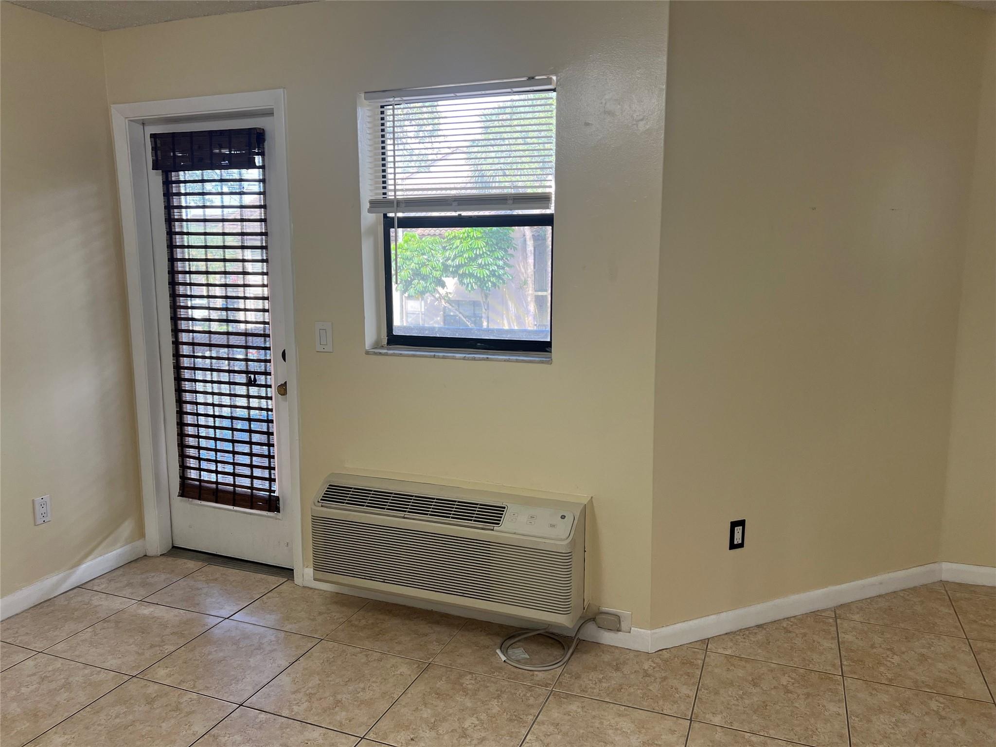 Palm Aire Gardens Condo - Residential Lease