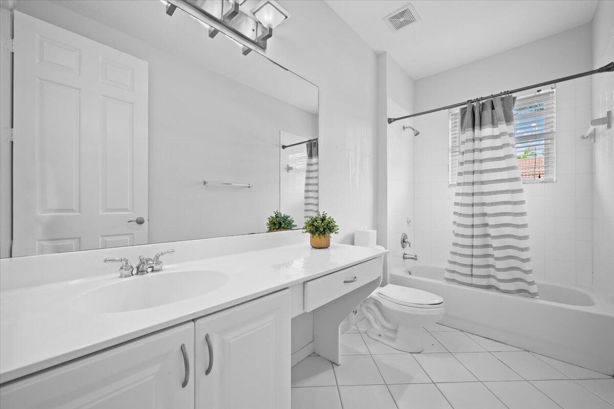 EVERGRENE PCD 8 - Residential Lease