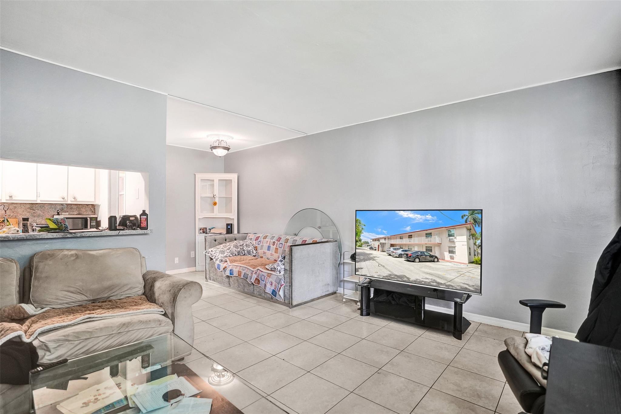 THE TOWN COLONY CONDO - Residential
