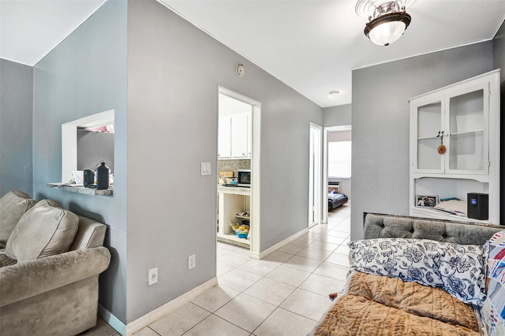THE TOWN COLONY CONDO - Residential