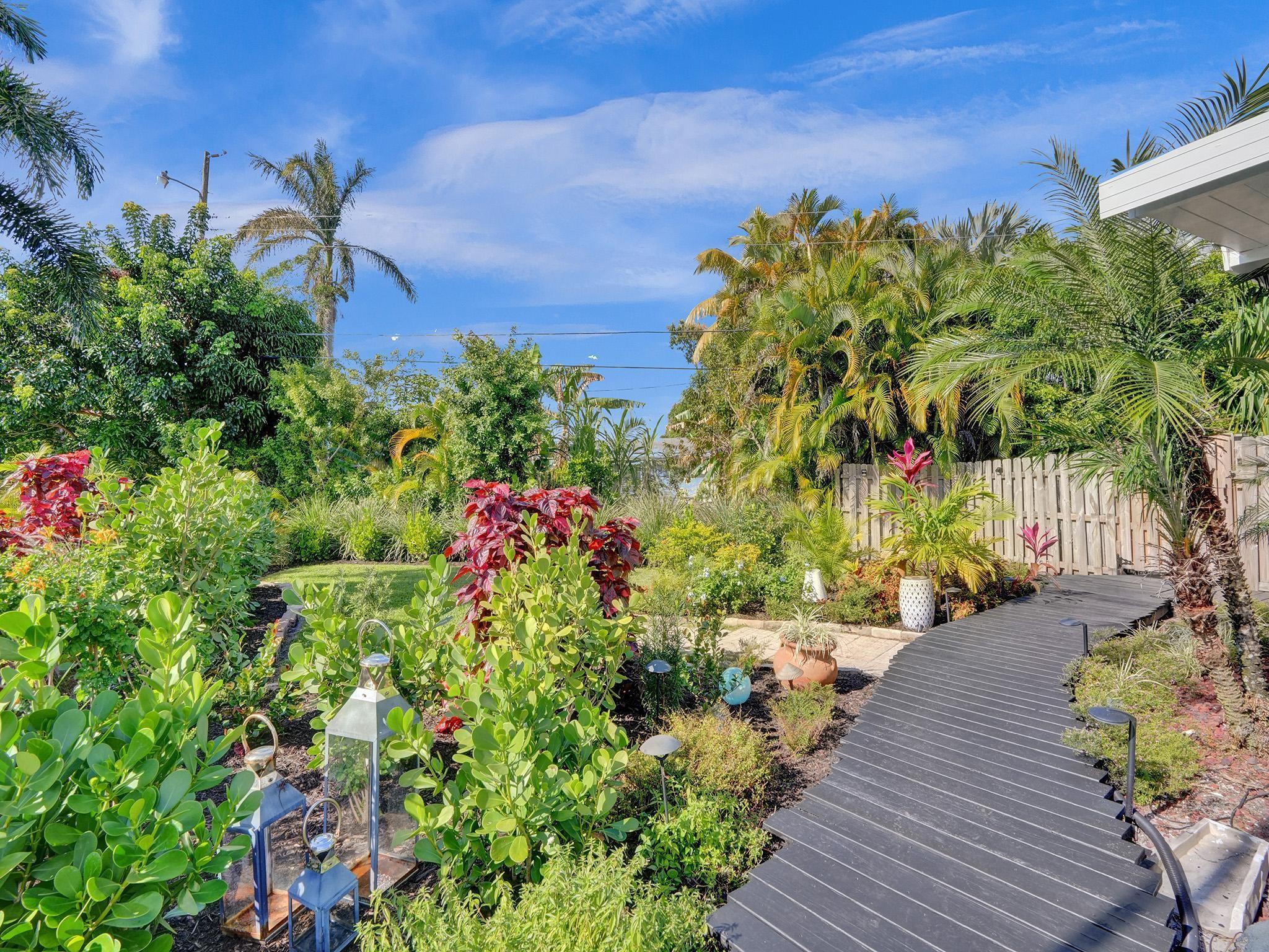 Lloyd Estates Add Corr - Residential