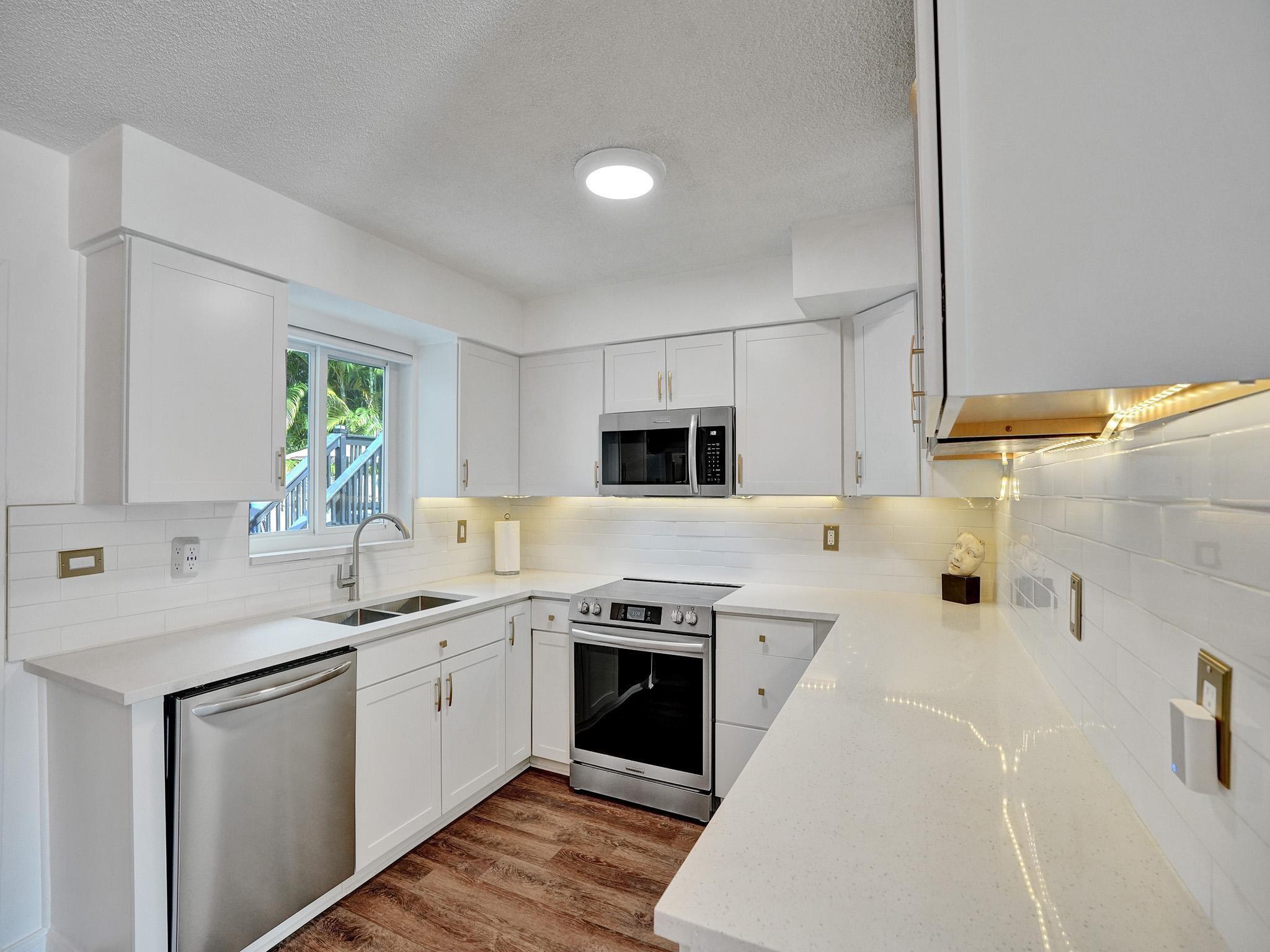 Lloyd Estates Add Corr - Residential