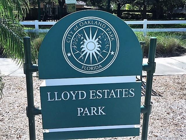 Lloyd Estates Add Corr - Residential