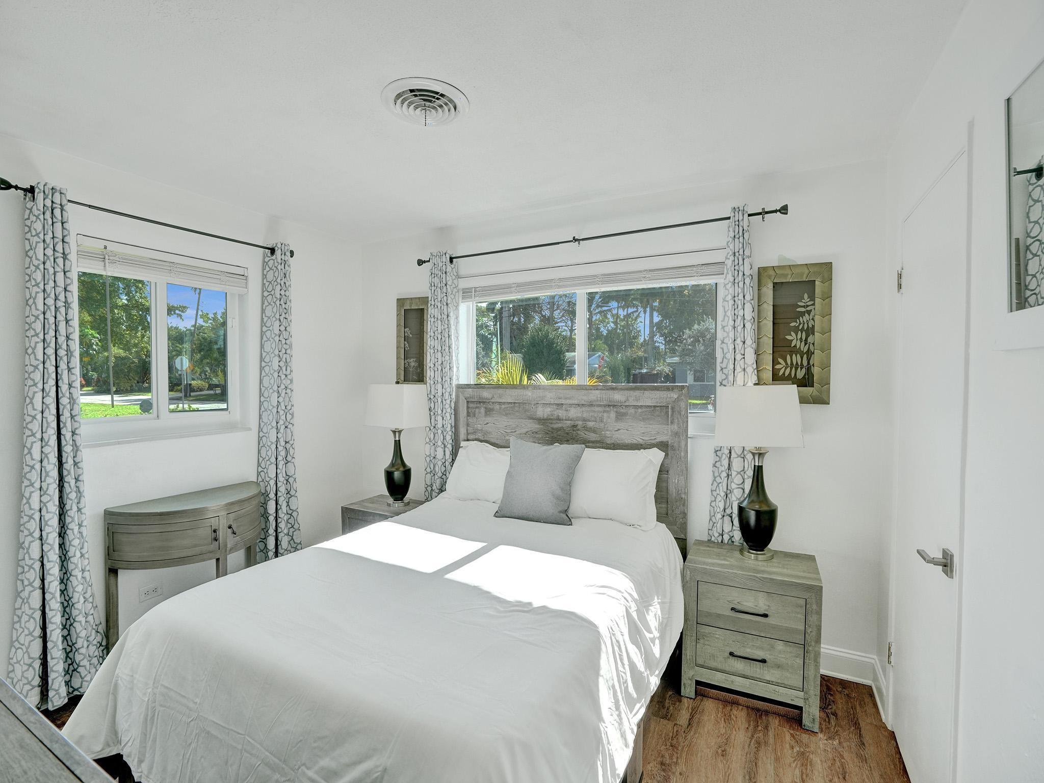 Lloyd Estates Add Corr - Residential