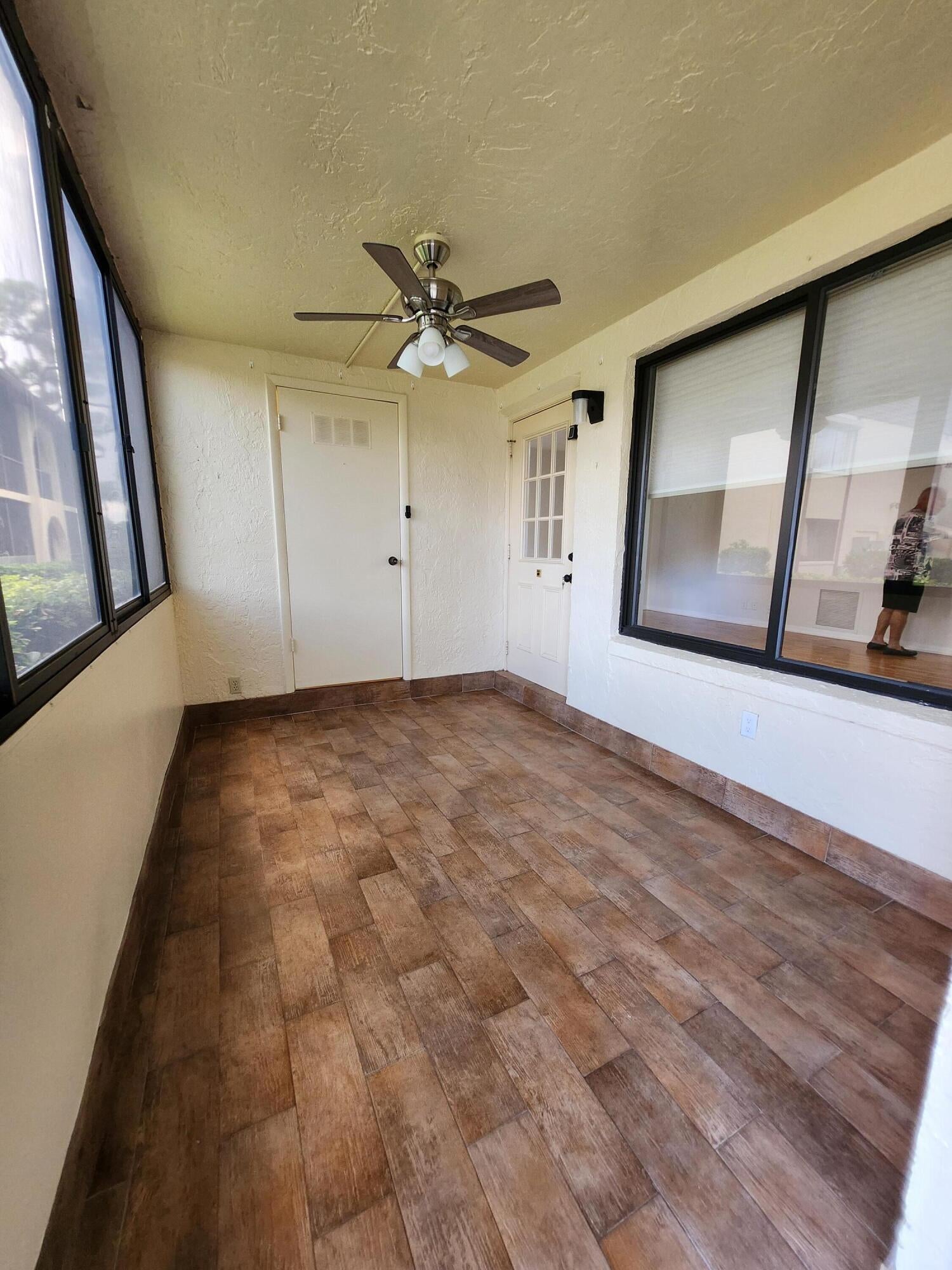 Properties 311 KNOTTY PINE Circle A-1