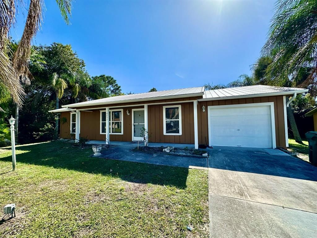 Photo of 2432 SE Gillette Avenue, Port Saint Lucie, FL 34952 (MLS # R10885031)