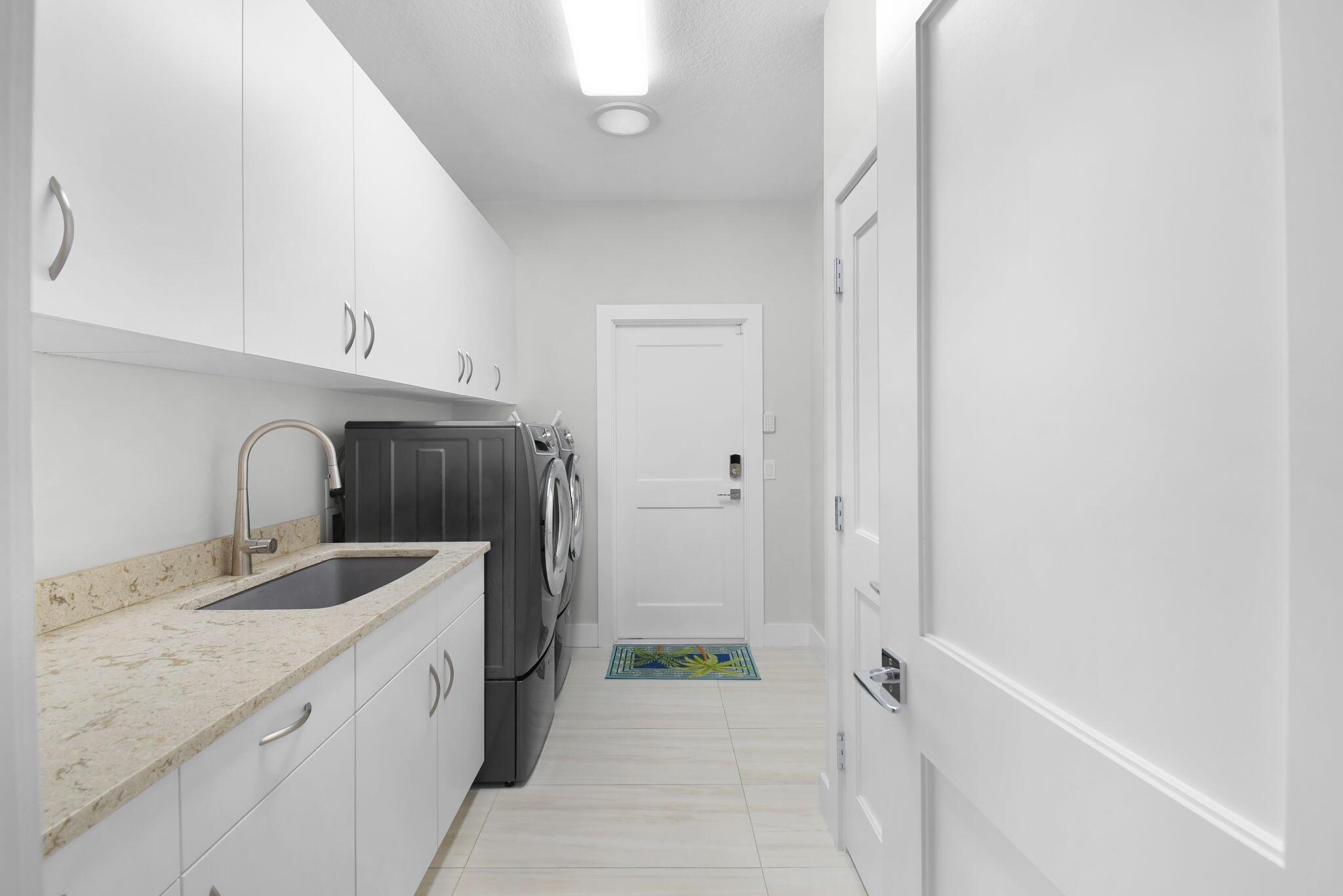 Double Tree 01 - Residential