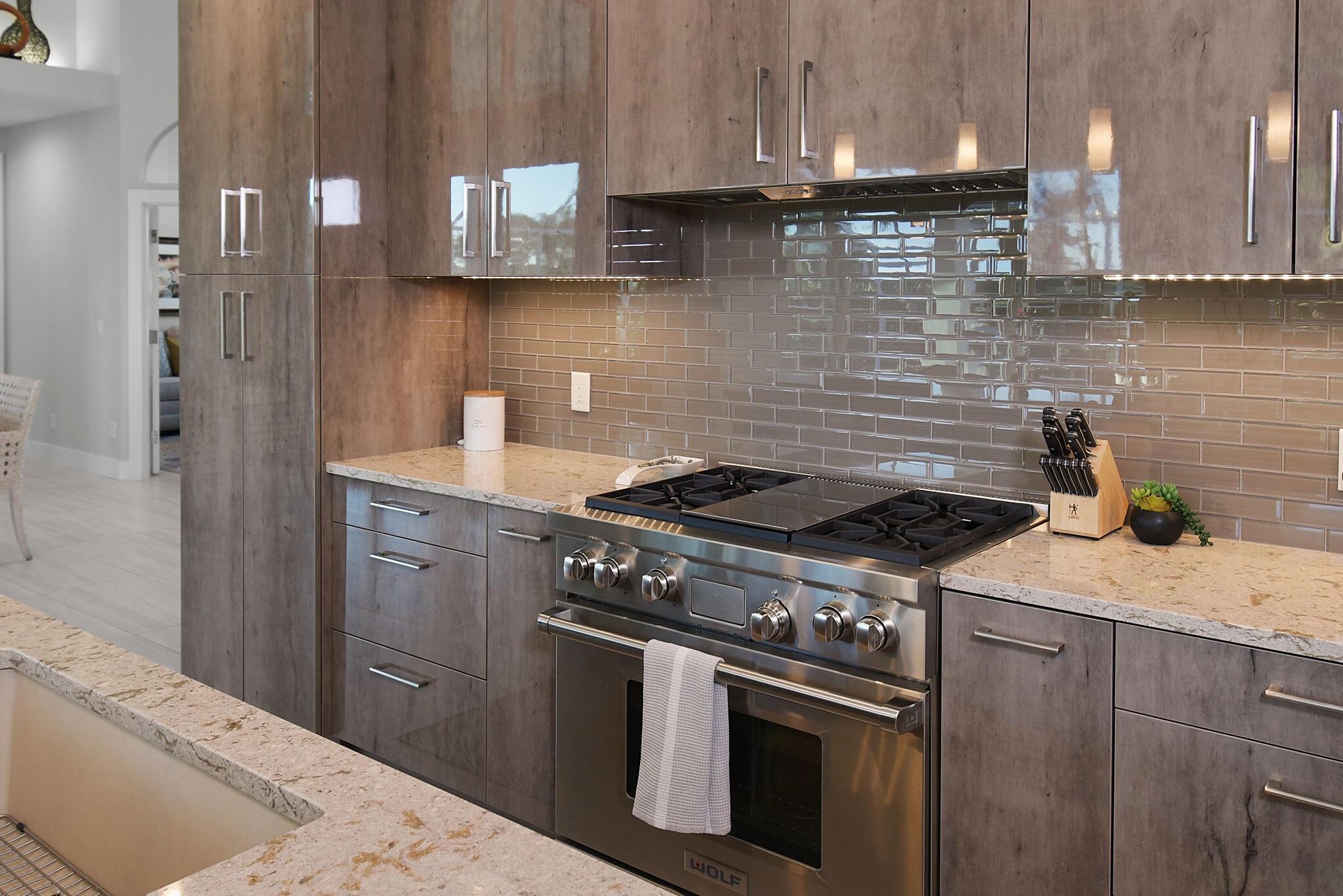 Double Tree 01 - Residential