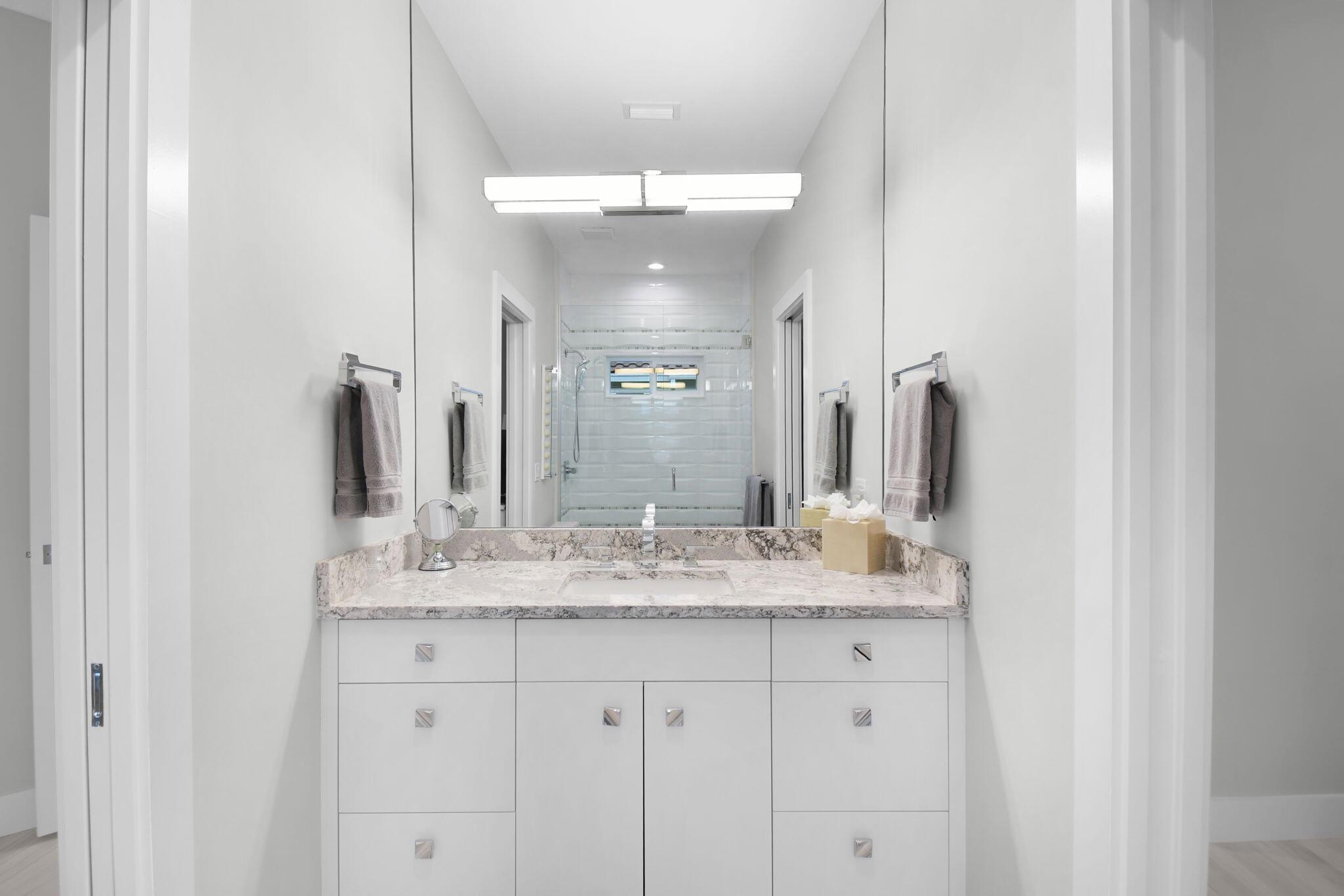 Double Tree 01 - Residential