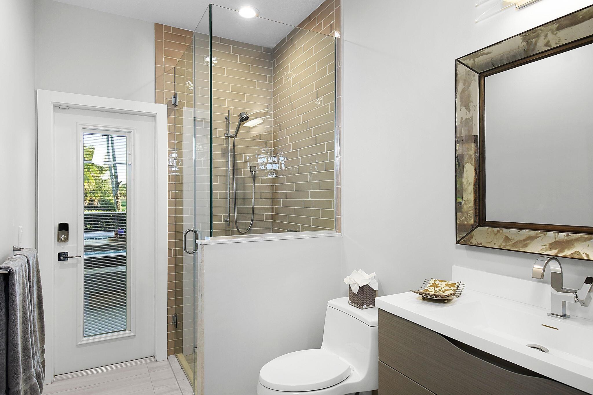 Double Tree 01 - Residential