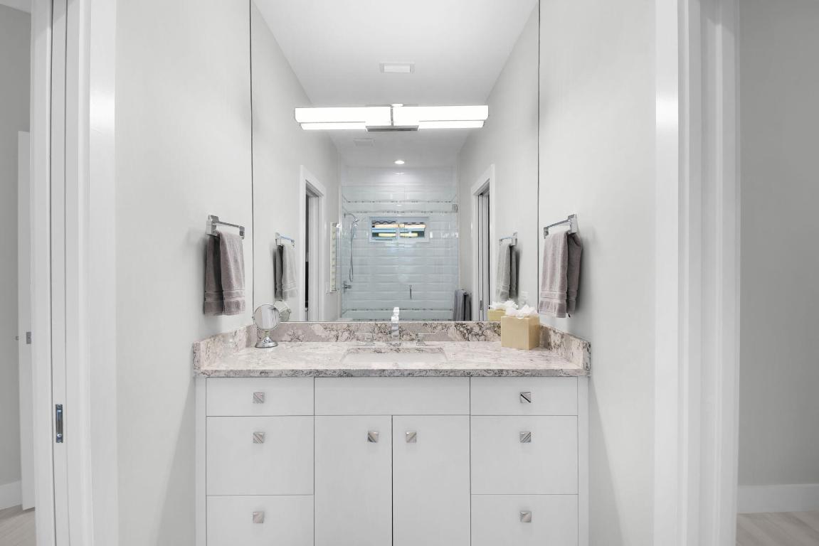 Double Tree 01 - Residential