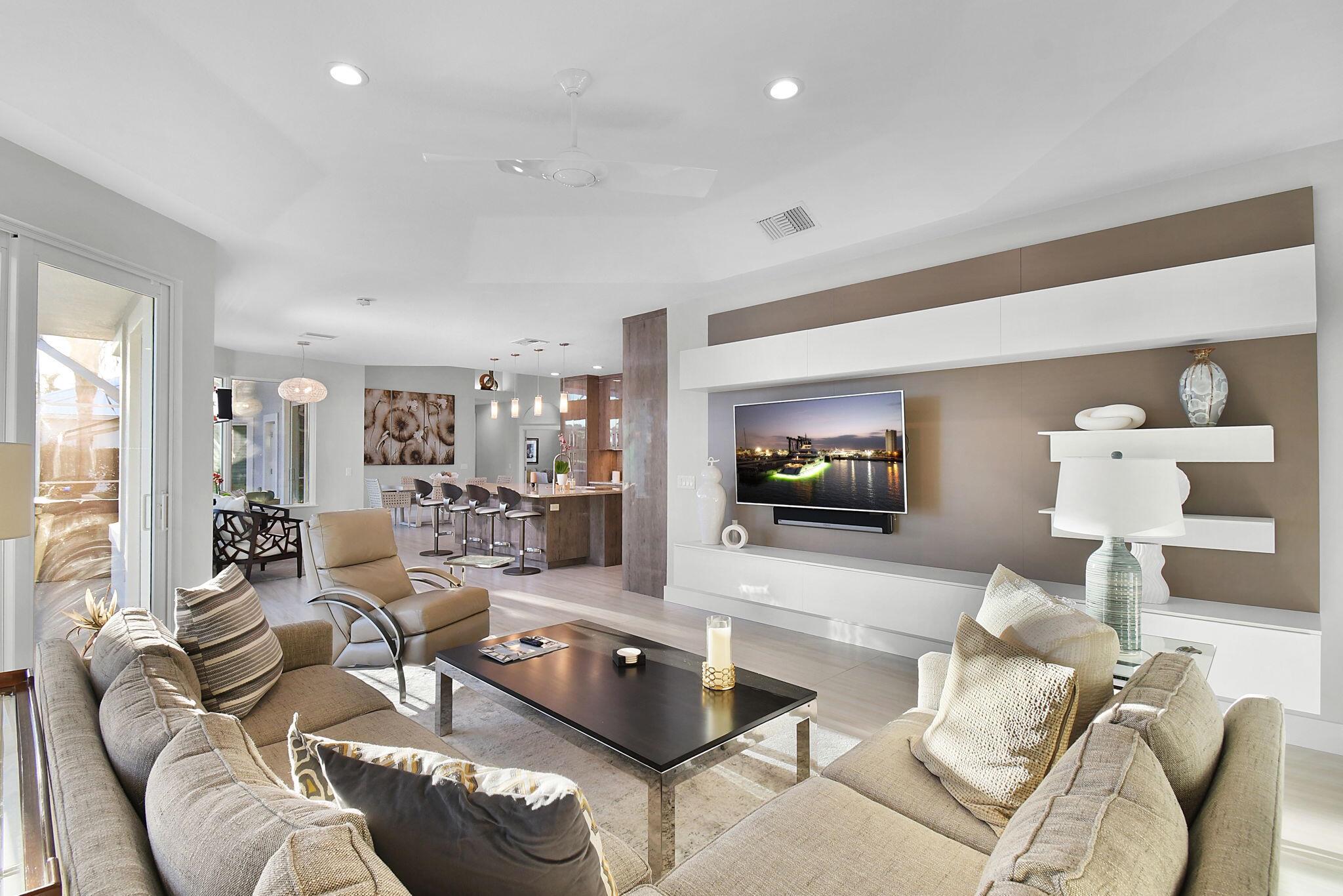 Double Tree 01 - Residential