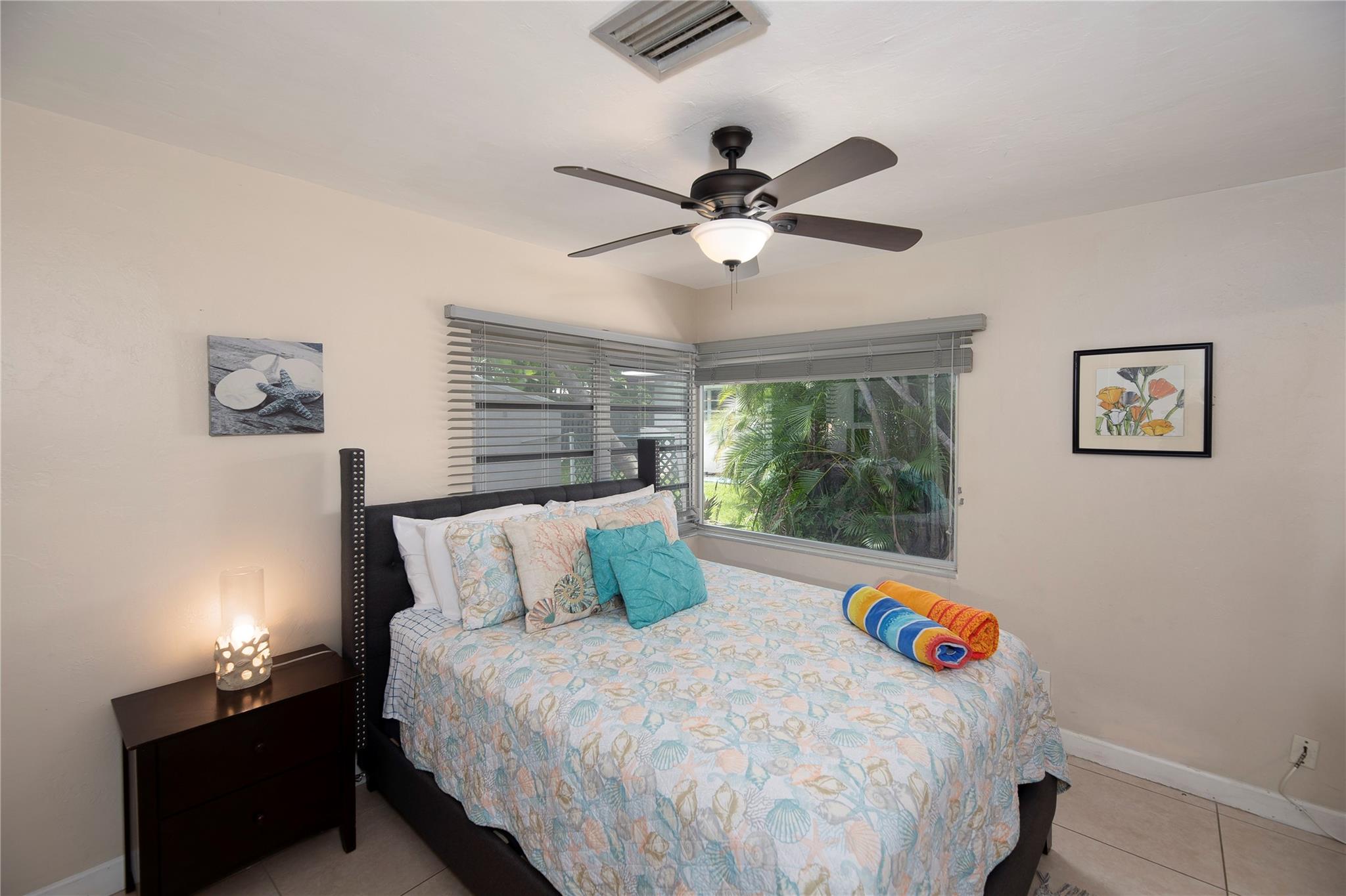 LAUDERDALE BEACH EXT UNIT - Residential Income