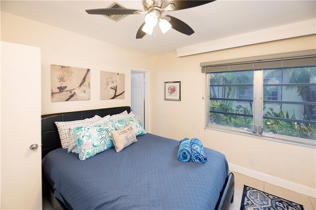 LAUDERDALE BEACH EXT UNIT - Residential Income