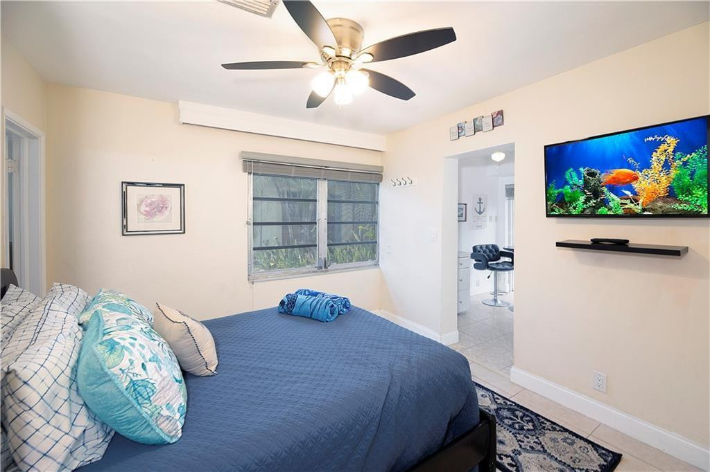 LAUDERDALE BEACH EXT UNIT - Residential Income