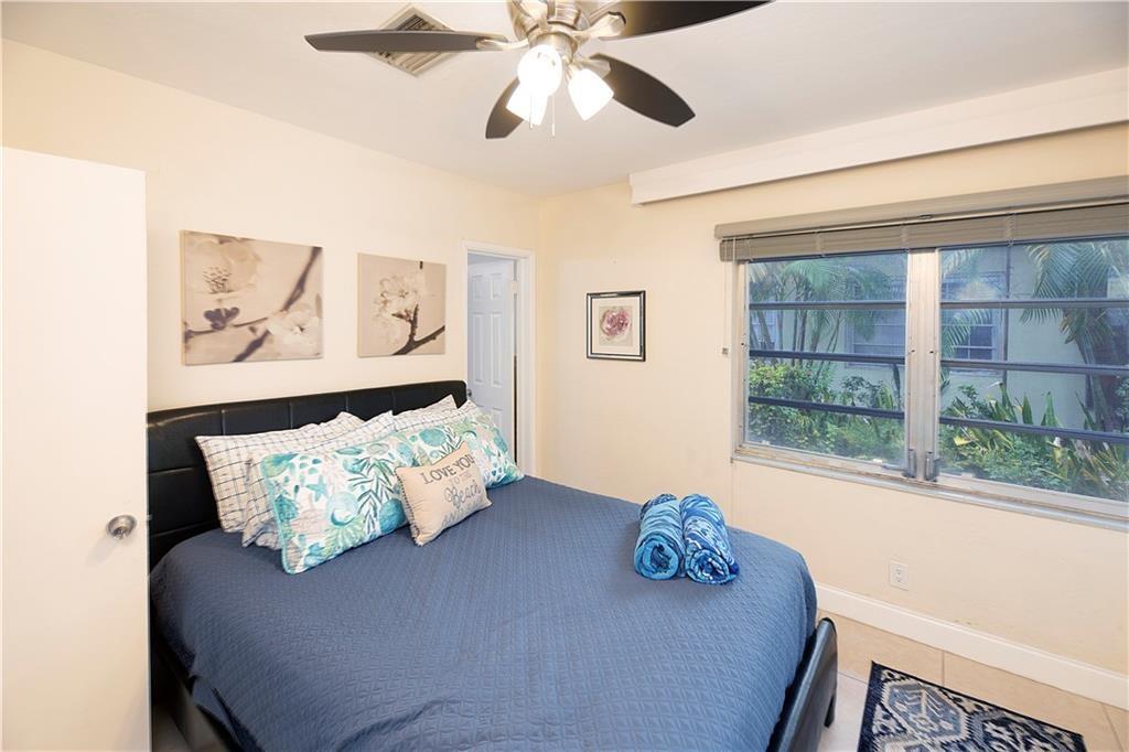 LAUDERDALE BEACH EXT UNIT - Residential Income