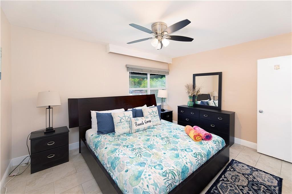 LAUDERDALE BEACH EXT UNIT - Residential Income
