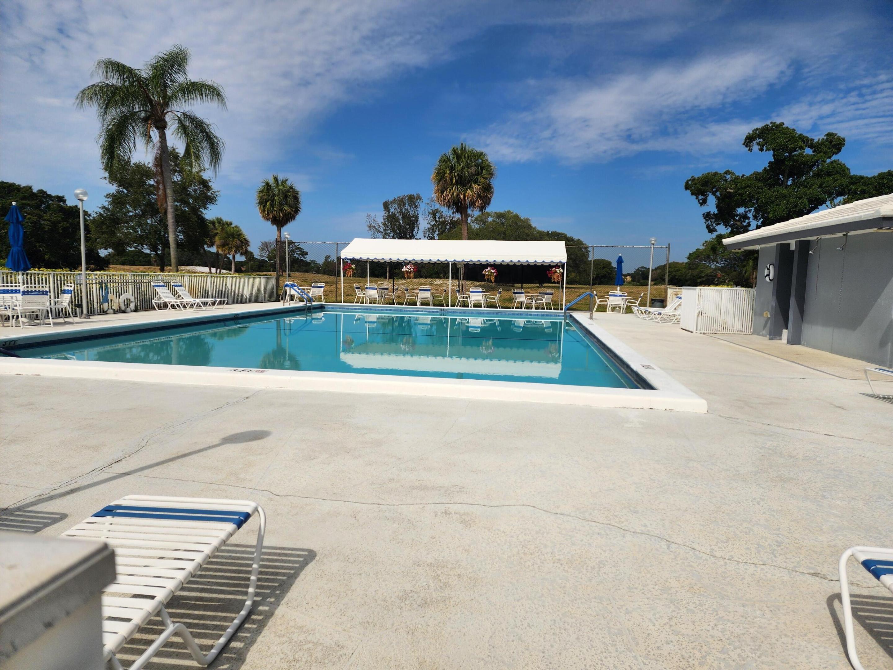 BOCA TEECA COND NO - Residential