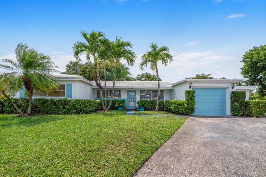 Available for the summer season is this fully furnished 4 bedroom, 2 bath home in a prime location on a quiet cul-de-sac in The Village of North Palm Beach! Perfect for your seasonal visit to South Florida or your temporary relocation needs with 2 king beds and 2 queen beds. Oversized couch in the living room fits everyone comfortably. Florida room is light and bright with impact windows and extra lounge space! Fully fenced backyard with outdoor seating. Kitchen features a spacious pantry closet and extra storage near the adjacent laundry room and access to the attached garage. Walking distance to Anchorage Park and Marina! Utilities paid by Owner for short term leases include electric (allowance), water/sewer, valet trash, basic internet, lawn.
