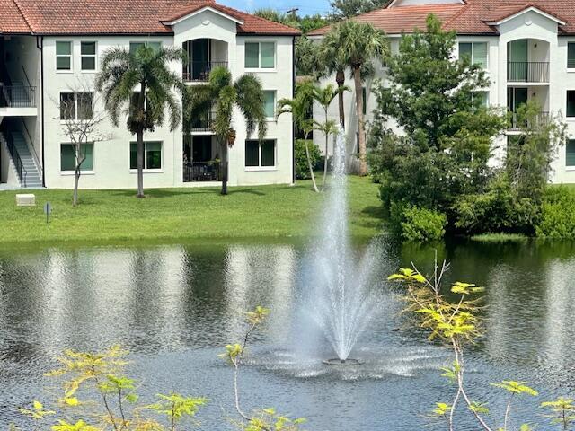 110 Villa Circle 110