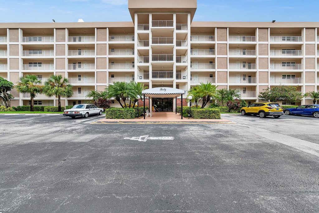Photo of 2851 S Palm Aire Drive #405, Pompano Beach, FL 33069 (MLS # B26059070)