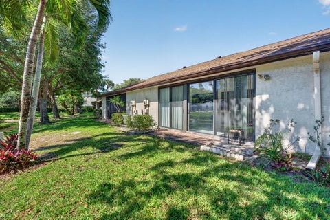 Tiny photo for 3210 CARAMBOLA Circle S #S, Coconut Creek, FL 33066 (MLS # B26081458)