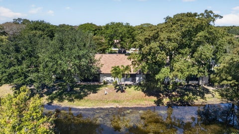 Tiny photo for 3210 CARAMBOLA Circle S #S, Coconut Creek, FL 33066 (MLS # B26081458)