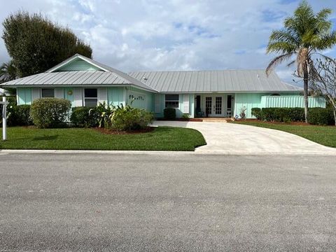 Photo of 10691 SE Jupiter Narrows Drive, Hobe Sound, FL 33455 (MLS # R11141995)