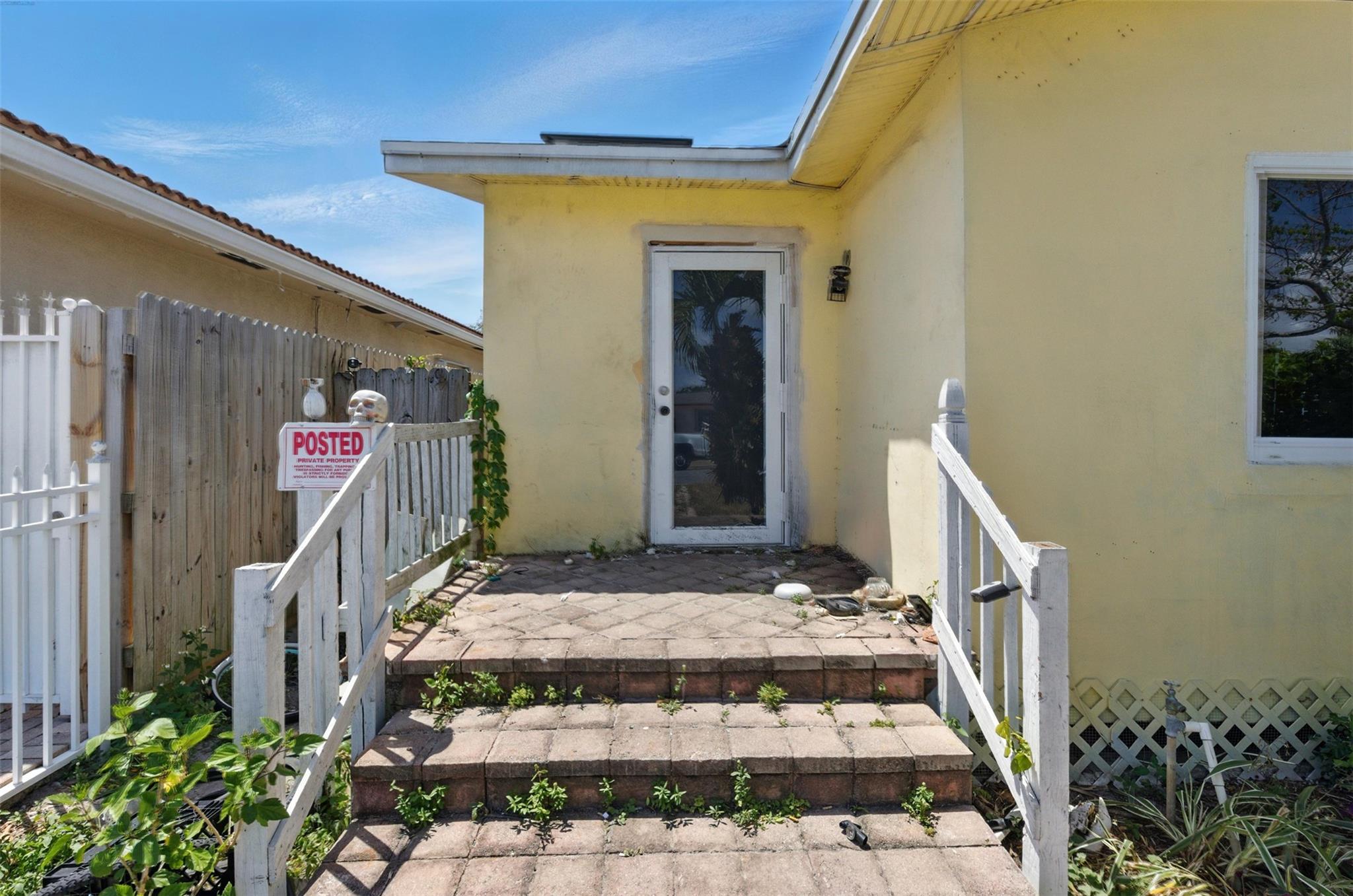 1507 19TH AVE N