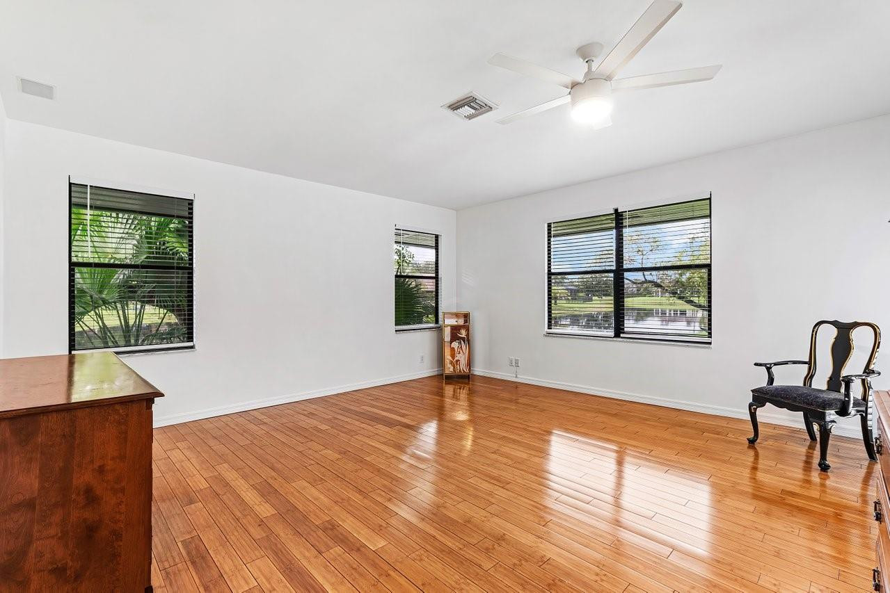 HERITAGE OAKS - Residential