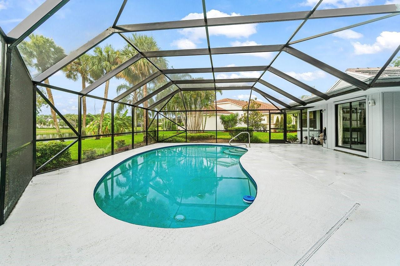 HERITAGE OAKS - Residential