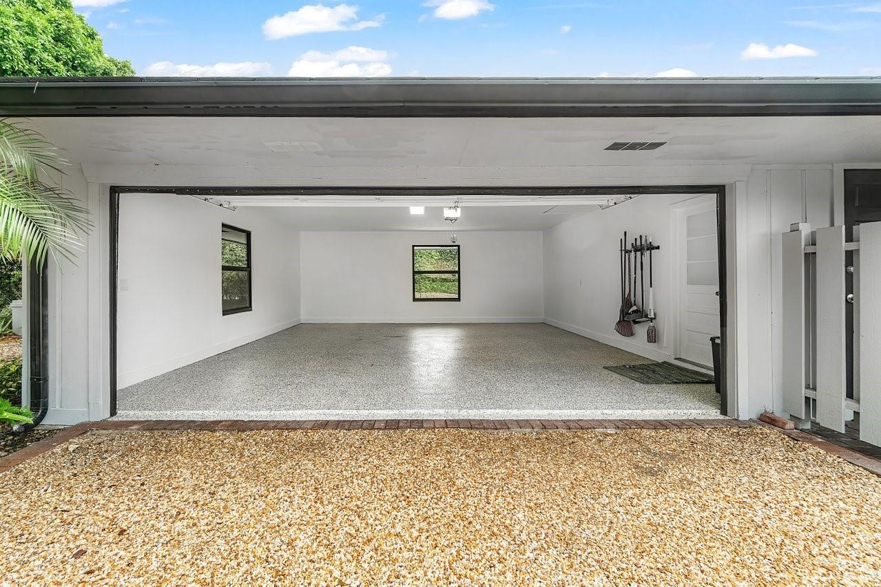 HERITAGE OAKS - Residential