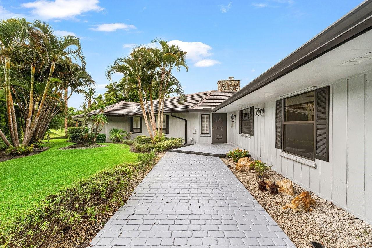 HERITAGE OAKS - Residential