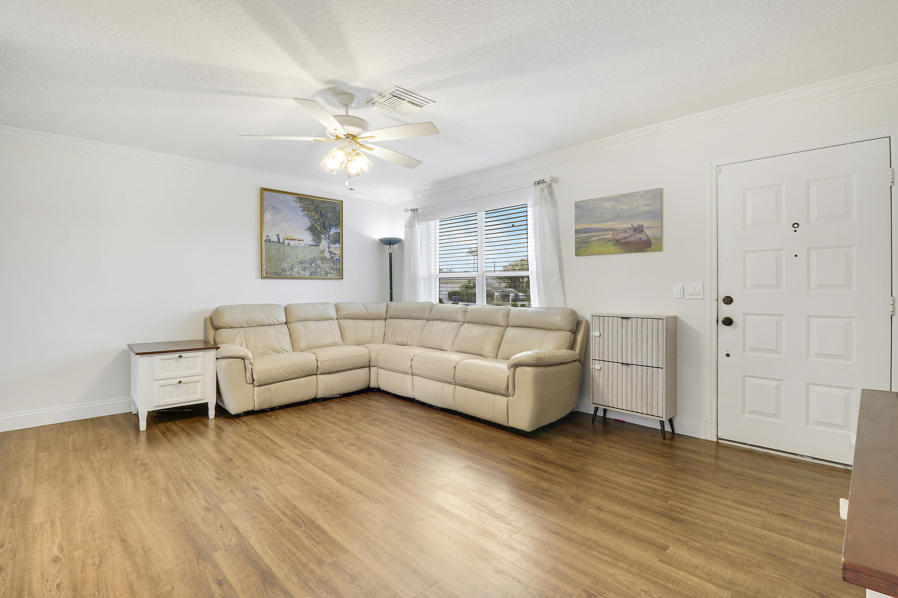 104 BANYAN Circle