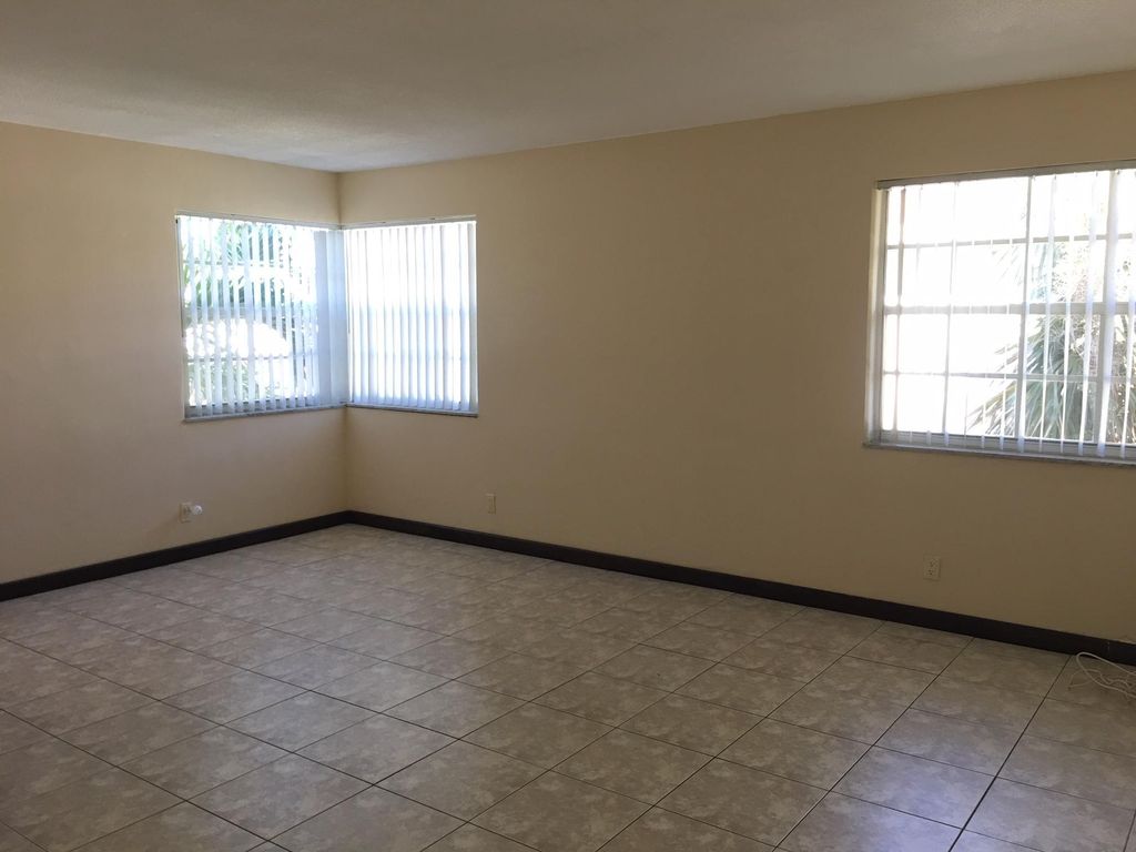 Photo of 1820 NE 56th Street #Unit 4, Fort Lauderdale, FL 33308 (MLS # R11094324)