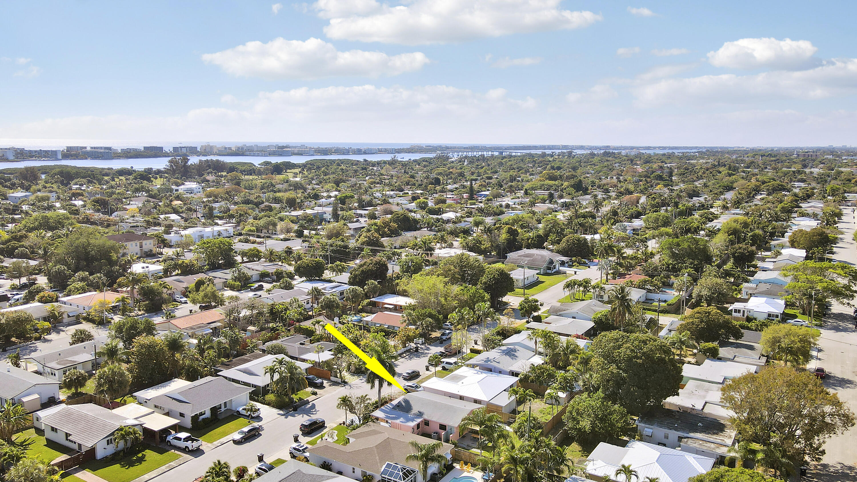 NORTH LAKE WORTH - Residential