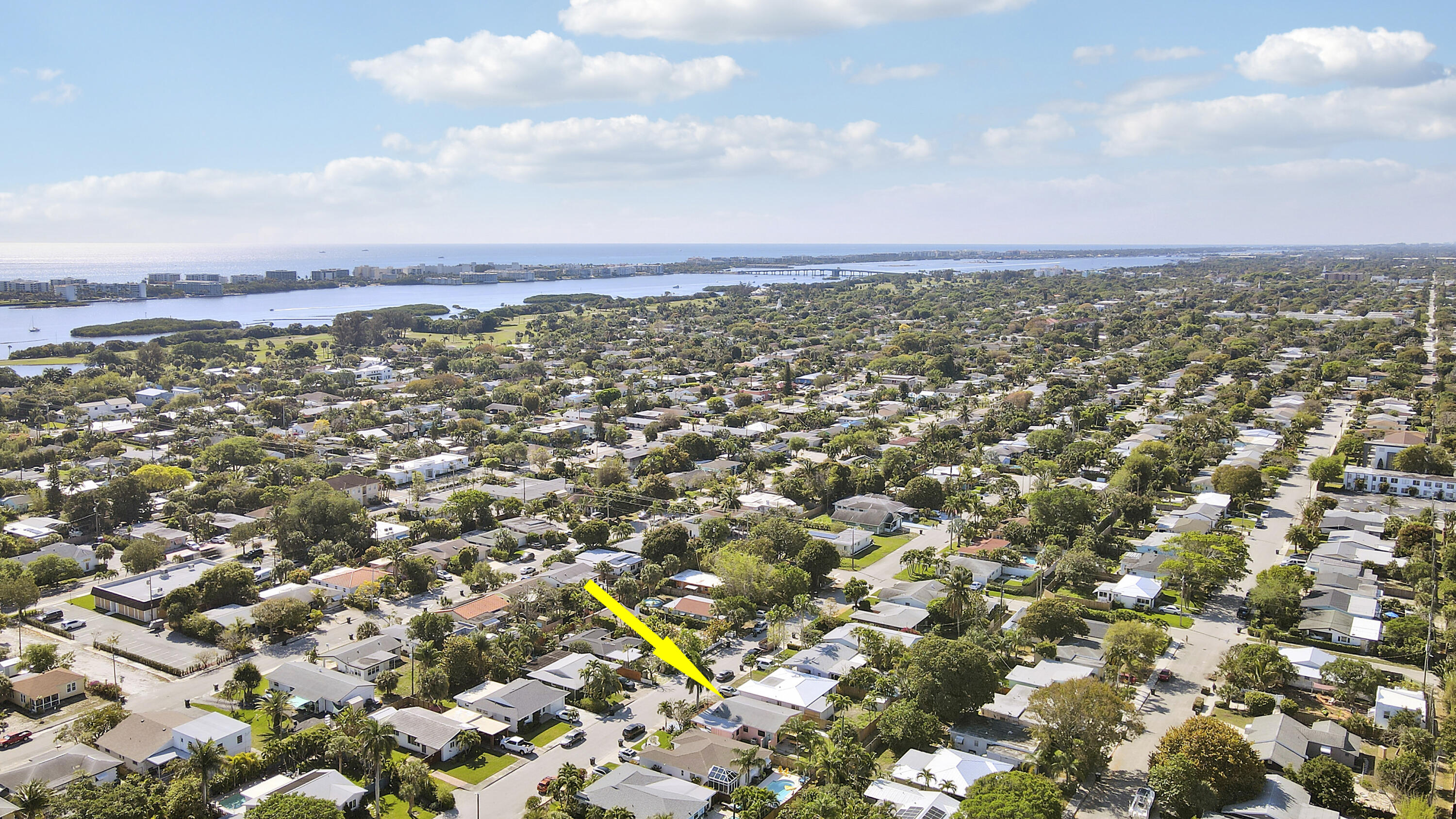 NORTH LAKE WORTH - Residential